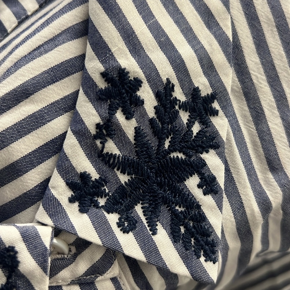 Blouse - Picture 3 of 3